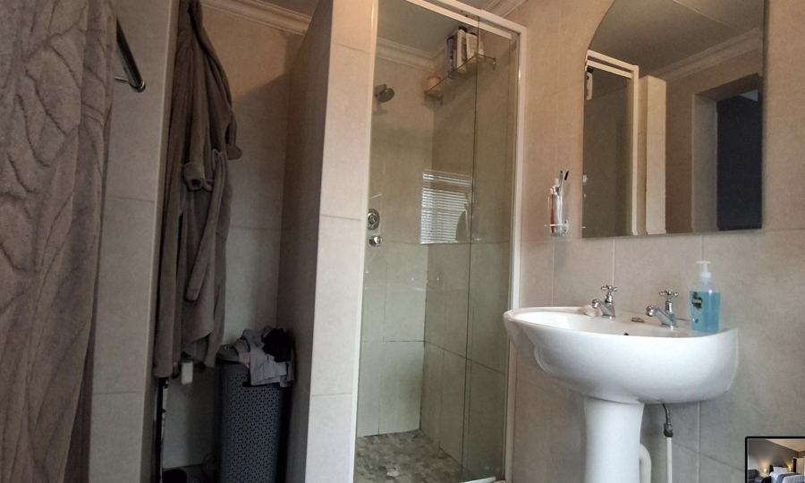 3 Bedroom Property for Sale in Generaal De Wet Free State